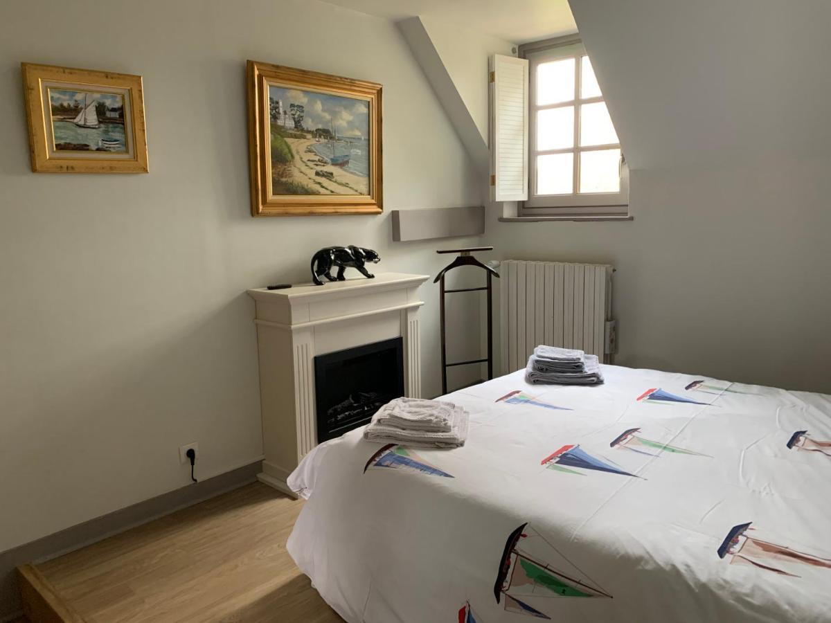 Maison Normande De Caractere A Colombages Saint-Hymer Екстериор снимка
