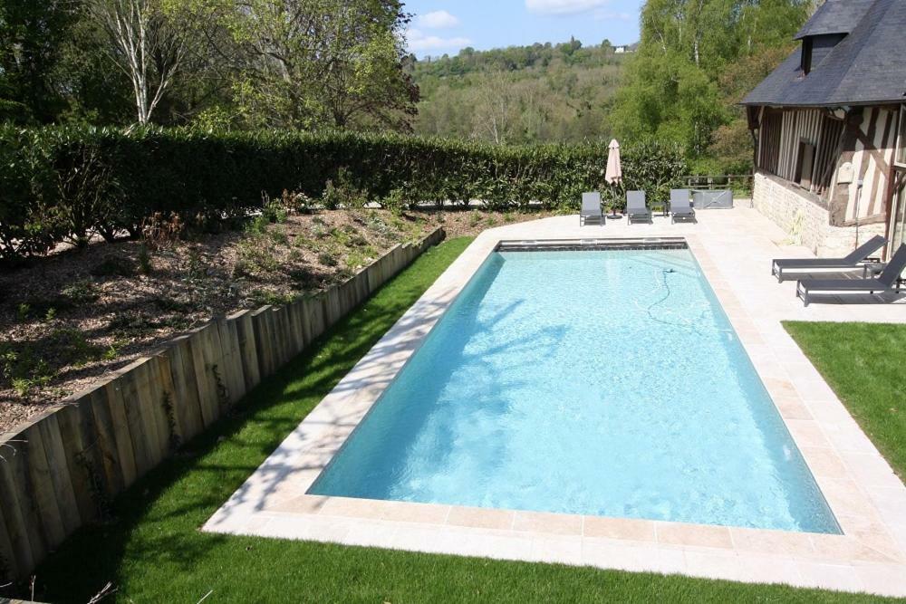 Maison Normande De Caractere A Colombages Saint-Hymer Екстериор снимка